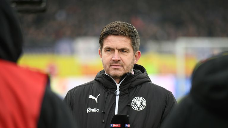 Auch Ralf Becker steht noch unter Vertrag. Der Sportdirektor leistet bei Zweitliga-Aufsteiger hervorragende Arbeit und könnte diese in Köln fortführen. Eventuell nimmt Becker Erfolgscoach Markus Anfang gleich mit zum Effzeh.