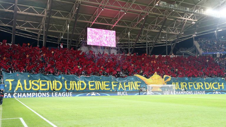 Die Fans von RB Leipzig vor dem Champions League-Spiel gegen Besiktas Istanbul.