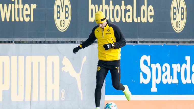 Marco Reus trainiert beim BVB wieder mit dem Ball.