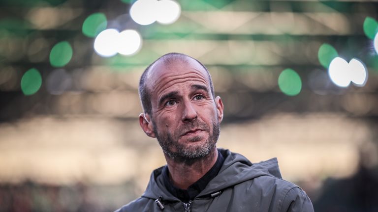 Mehmet Scholl erhält jede Menge Gegenwind wegen seiner Trainerkritik.