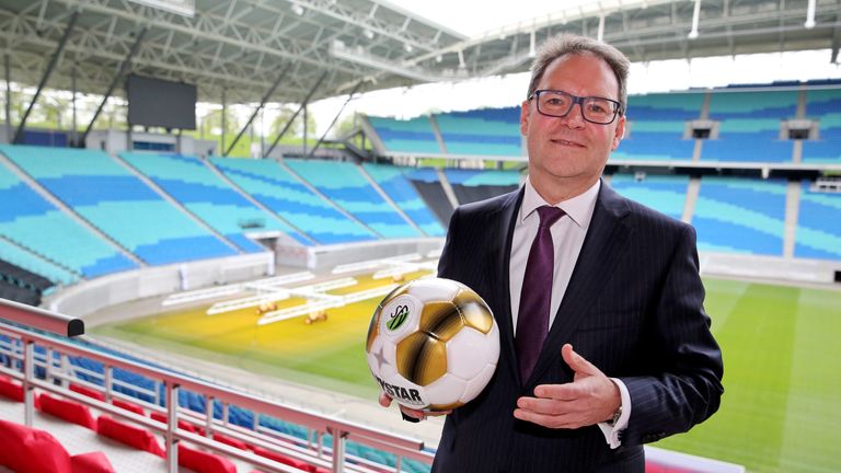 Hermann Winkler lässt juristisch überprüfen, ob eine Regionalliga-Reform für Wettbewerbsverzerrung sorgen würde.