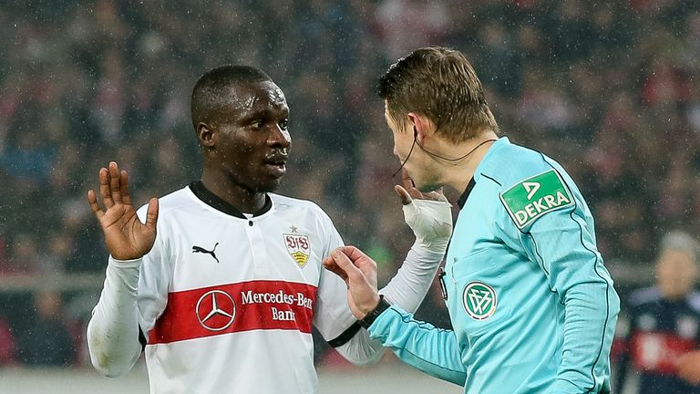 Chadrac Akolo fehlt im Stuttgarter Kader aufgrund technischer Probleme.