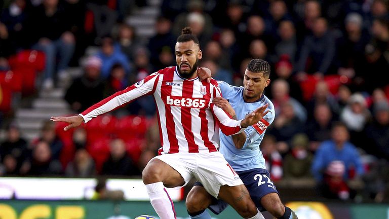 Eric Maxim Choupo-Moting (Stoke City): Im Sommer zog es den gebürtigen Hamburger auf die Insel. Schnell sicherte sich der 28-Jährige bei den abstiegsbedrohten „Potters“ einen Stammplatz. 23 Mal stand er auf dem Platz – vier Tore, vier Vorlagen. 