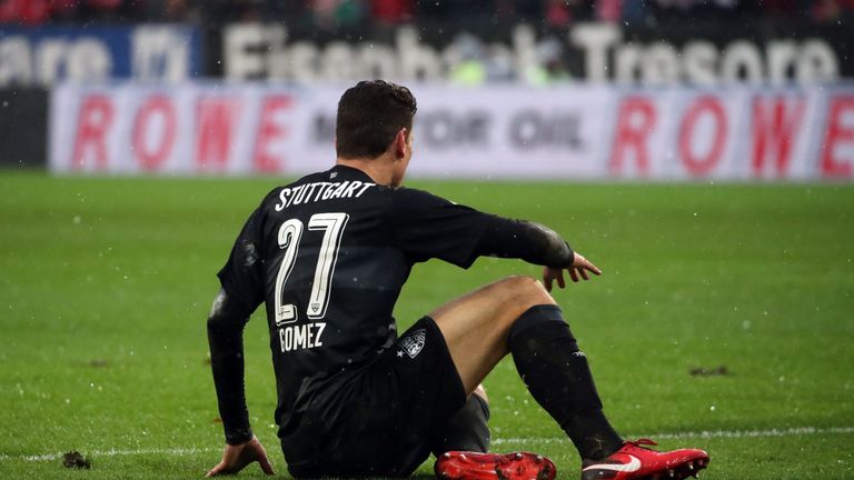 Mario Gomez hat sich im Spiel gegen Mainz 05 nicht schwerer verletzt.