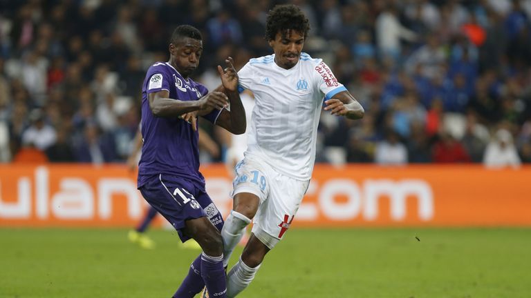 Luiz Gustavo (Olympique Marseille): Der Brasilianer wechselte von Wolfsburg in die Hafenstadt und schlug ein wie eine Bombe. 26 Startelfeinsätze, fünf Tore. In Marseille übernimmt Gustavo Verantwortung und beweist seine Führungs-Qualitäten.