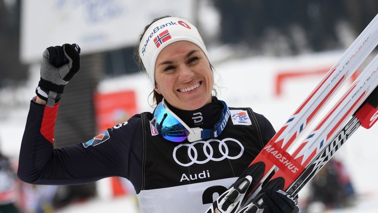 Das Strahlen bleibt im Gesicht: Weng setzt sich erneut die Krone auf.