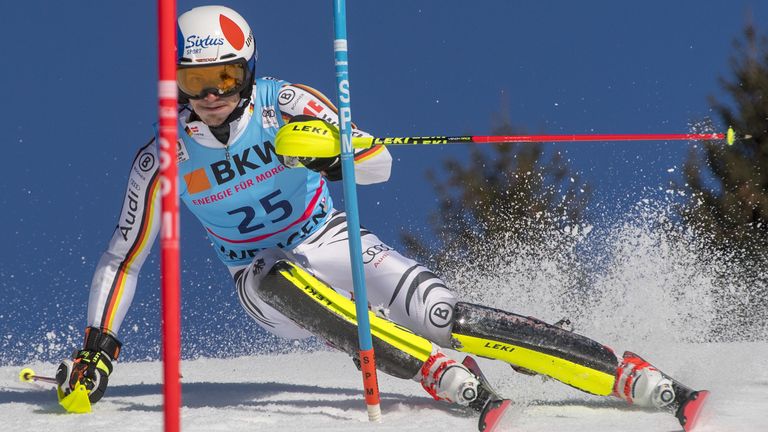 Linus Straßer landet in Wengen auf dem neunten Platz.
