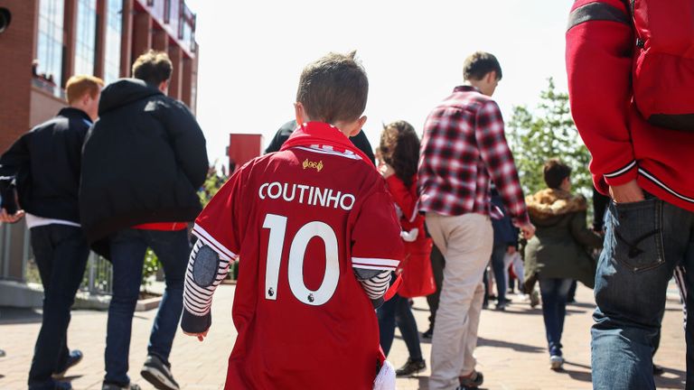 Tolle Geste der Reds: Fans erhalten für ihr Coutinho-Trikot einen Gutschein.