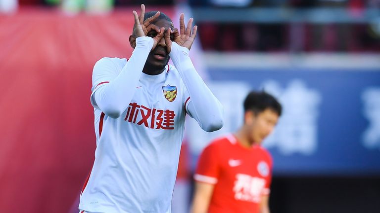 Anthony Modeste (Tianjin Quanjian): In Köln wird er schmerzlich vermisst. Der Top-Torjäger überzeugt derweil auch in Fernost: Sieben Tore in acht Einsätzen. Trotzdem leibäugelt der Franzose anscheinend mit einer Bundesliga-Rückkehr.