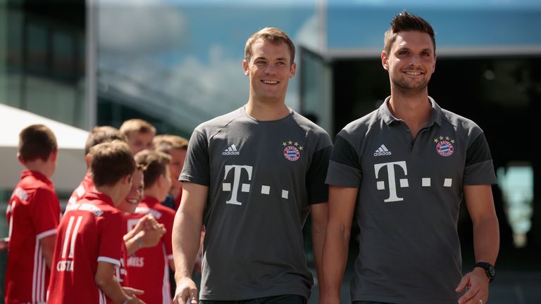 Manuel Neuer lobt seinen Stellvertreter Sven Ulreich.