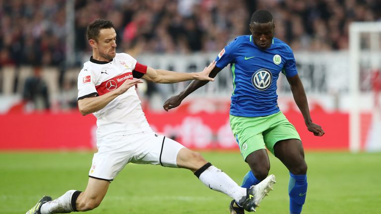 Paul-Georges Ntep (r.) kam für fünf Millionen Euro zum VfL Wolfsburg.