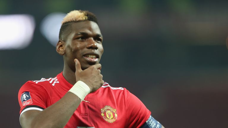 PAUL POGBA: Es ist der größte Deal der Vereinsgeschichte von Juventus Turin. Die Alte Dame lotste den Franzosen 2012 ablösefrei von Manchester United nach Turin, um ihn vier Jahre später für 105 Millionen Euro zurück an die Red Devils zu verkaufen.