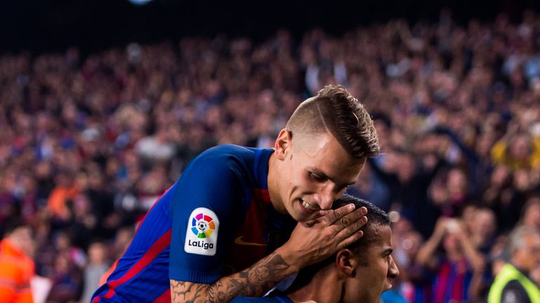 Rafinha: Der 24-Jährige verpasste die Hinrunde wegen einer Meniskusverletzung und hilft den Katalanen nur bedingt weiter. Der AC Mailand und Celta Vigo wollen ihn.