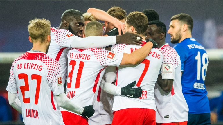 RB Leipzig ringt Schalke 04 im bwin Topspiel des 18. Spieltags nieder.