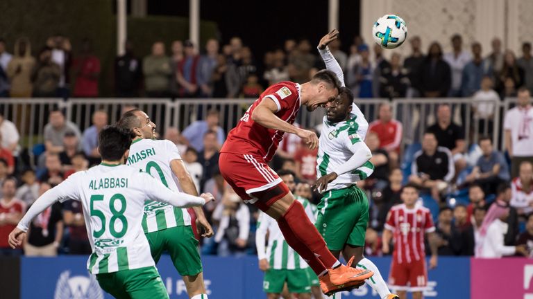 Sandro Wagner trifft gegen Doha auf Anhieb per Kopf.