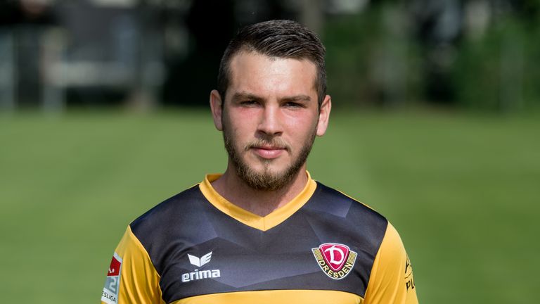 Dynamo Dresden verlängert mit Justin Löwe.