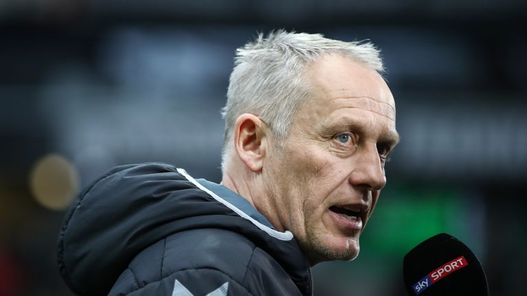 Freiburgs Trainer Christian Streich sieht das Verhalten von Dortmunds Stürmer Pierre-Emerick Aubameyang sehr kritisch.