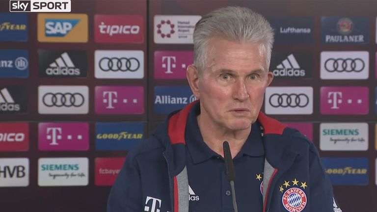 Jupp Heynckes äußert sich auf der Pressekonferenz zu Arjen Robben.