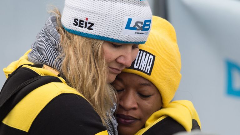 Sandra Kiriasis (l.) gehen im Streit mit dem Jamaika-Verband die Argumente aus.