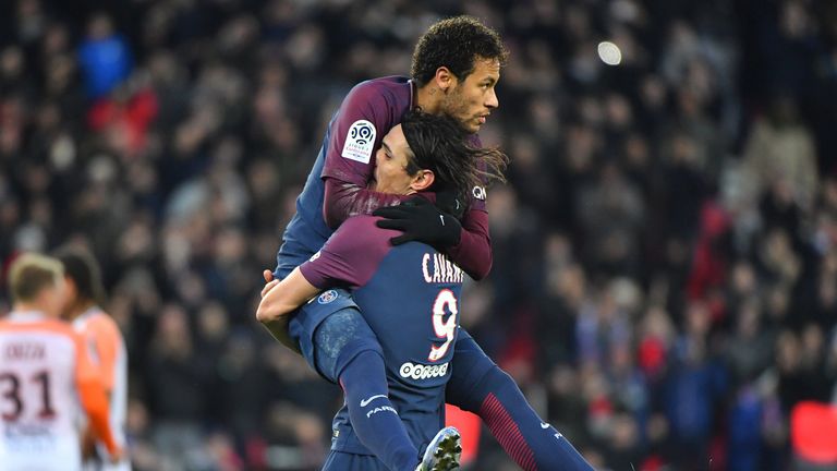 Neymar erzielt den Treffer des Tages beim 1:0-Sieg in Toulouse.