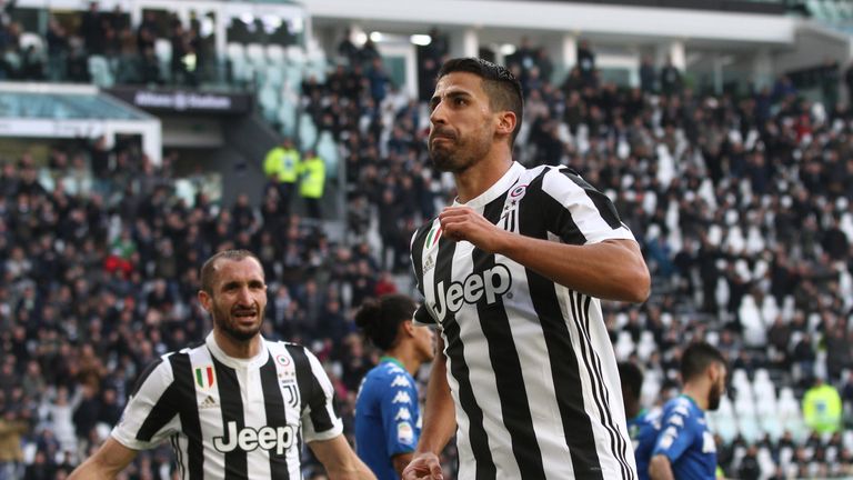 Sami Khedira trifft beim 7:0-Sieg von Juventus Turin doppelt.