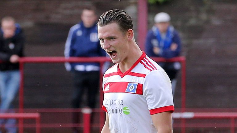 Törles Knöll überzeugt mit 32 Toren in 48 Spielen.