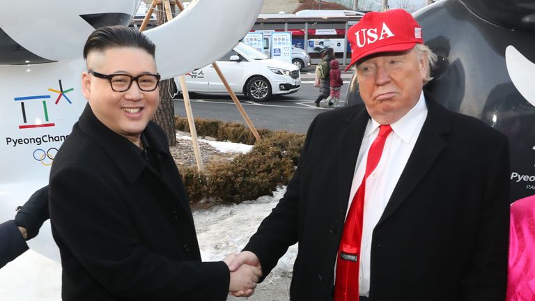 Zwei Doubles als US-Präsident Donald Trump und Nordkoreas Machthaber Kim Jong Un.