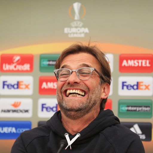 Klopp lacht sich über Mini-Doppelgänger kaputt