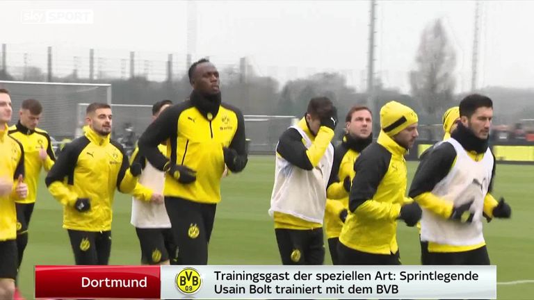 Usain Bolt im BVB-Training: Lockeres Warmlaufen des ...