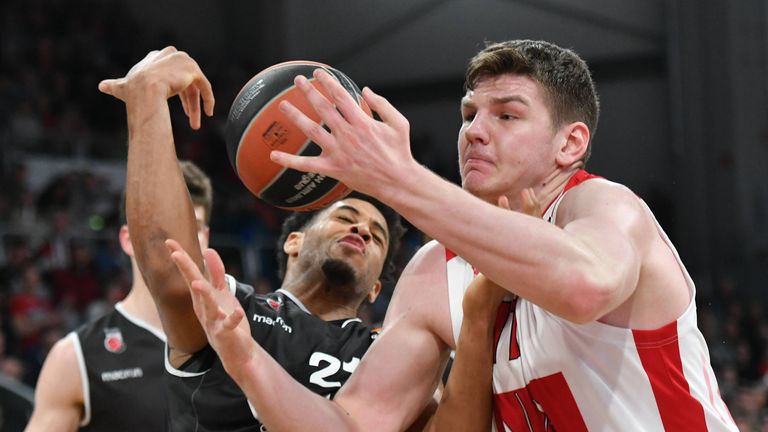 Brose Bamberg verliert gegen Armani Mailand.