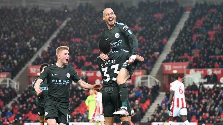 Zwei Siege fehlen: Manchester City nähert sich dem Premier-League-Titel.