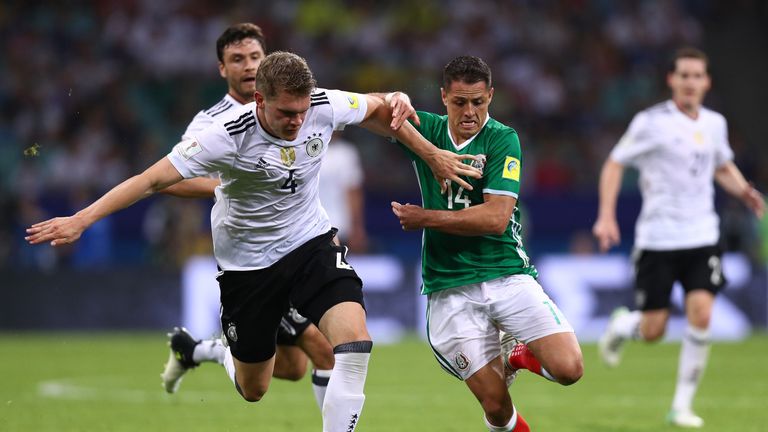 Am 14. Juni fällt der Startschuss für die Weltmeisterschaft mit dem Eröffnungsspiel zwischen Russland und Saudi-Arabien. Die deutsche Elf steigt erst am vierten Turniertag ein, wenn es in Moskau zum Aufeinandertreffen zwischen Deutschland und Mexiko kommt. Die weiteren Gruppengegner des DFB sind Schweden (23. Juni) und Südkorea (27.Juni). 