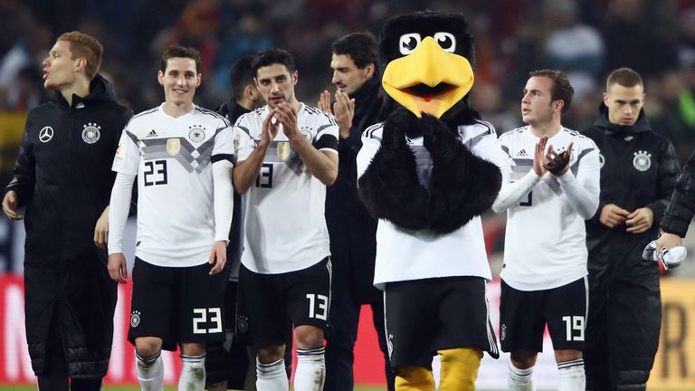 So sieht das Heimtrikot der deutschen Nationalmannschaft aus.