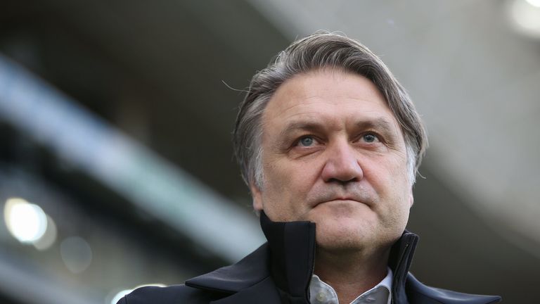 War insgesamt dreimal in zwei unterschiedlichen Funktionen für den HSV tätig: Dietmar Beiersdorfer. 