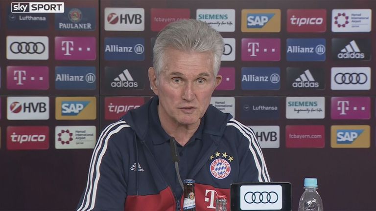 Jupp Heynckes spricht vor dem Topspiel gegen den BVB auf der PK des FC Bayern.