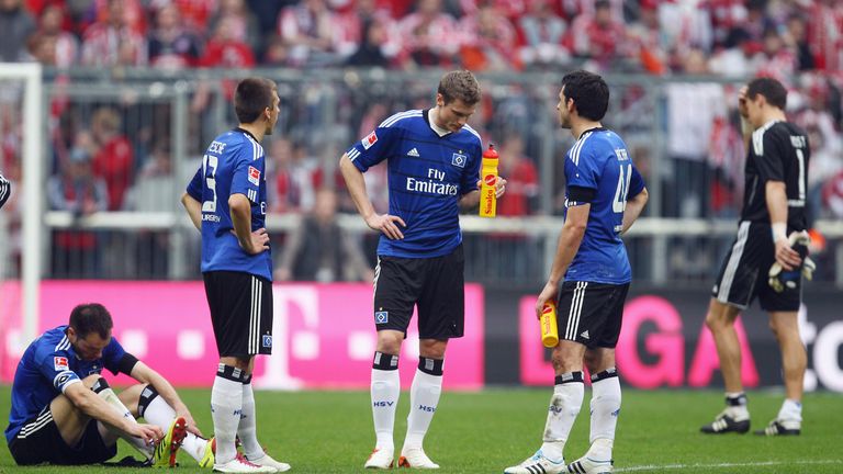 Schon ein Jahr später gab es eine bruatle Klatsche. Mit 0:6 wird man aus der Allianz Arena geschossen. 