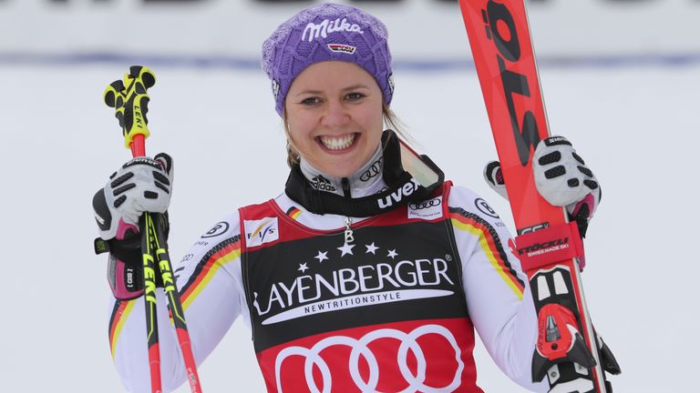 Viktoria Rebensburg gewinnt zum dritten Mal die Riesenslalom-Kugel.