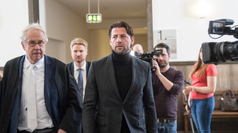 BVB-Torhüter Roman Weidenfeller äußert sich bei dem Prozess.