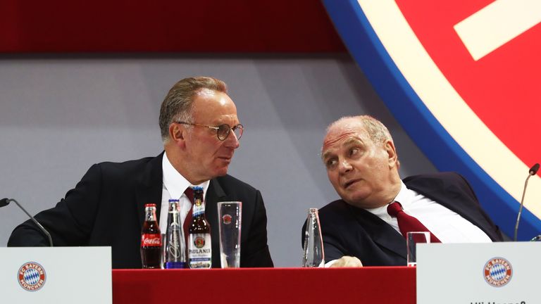 Die Bayern-Bosse Karl-Heinz Rummenigge und Uli Hoeneß hinterlassen bislang bei der Trainersuche eine unglückliche Figur. 