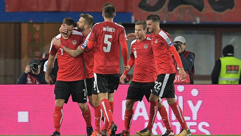 Knapp zwei Wochen vor WM-Start absolviert der DFB sein erstes Testspiel nach der Benennung des vorläufigen Kaders. Gegner: Österreich. Gegen unsere Nachbarn dürften zahlreiche Akteure zum Einsatz kommen, da dies der letzte Test vor der endgültigen Kadernominierung ist. Das letzte Aufeinandertreffen zwischen DFB und ÖFB fand im Rahmen der WM-Qualifikation 2014 statt. Damals setzte sich Deutschland mit 3:0 durch