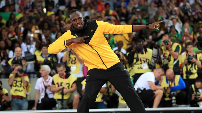 Usain Bolt absolviert bei Borussia Dortmund seine erstes öffentlichen Training bei einem Profi-Fußball-Klub.