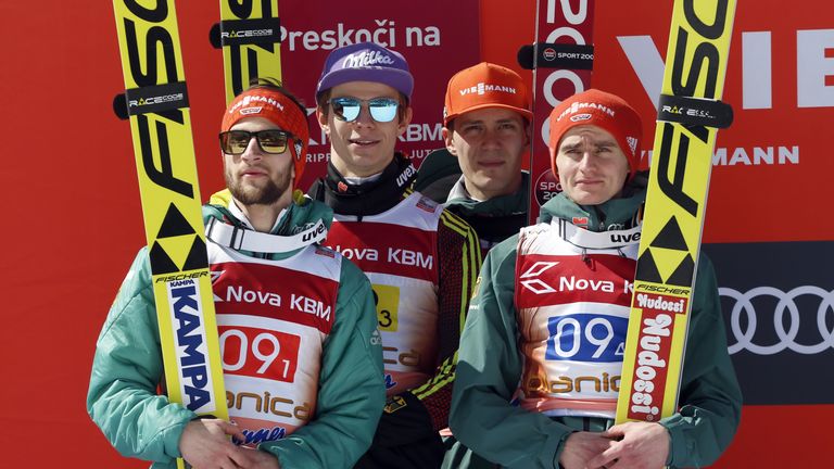Markus Eisenbichler, Andreas Wellinger, Stefan Leyhe und Richard Freitag freuten sich zum Abschluss der Saison über Rang zwei im Team-Skifliegen in Planica.