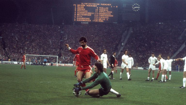1975/1976, Halbfinale, Bayern München - Real Madrid 2:0 (2:0), Real Madrid - Bayern München 1:1 (1:1).