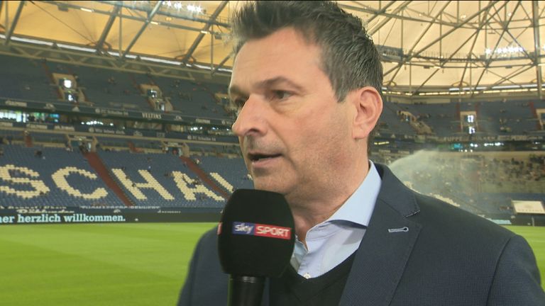 Schalke Sportvorstand Christian Heidel hat eine Zusammenarbeit mit Trainer Domenico Tedesco über 2019 hinaus bestätigt.