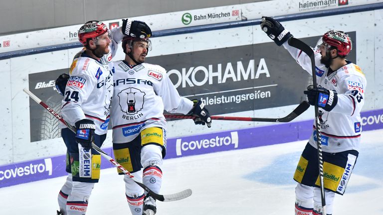 Die Eisbären geben sich gegen München noch nicht geschlagen.