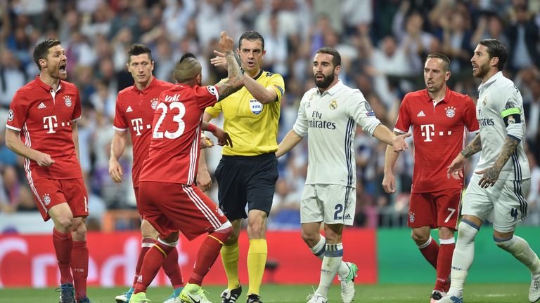 2016/2017, Viertelfinale, Real Madrid - Bayern München 4:2 n.V., Bayern München - Real Madrid 1:2 (1:0)