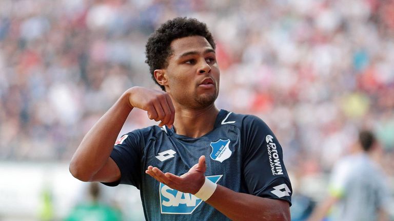 Gnabry trifft zur Führung gegen Hamburg.