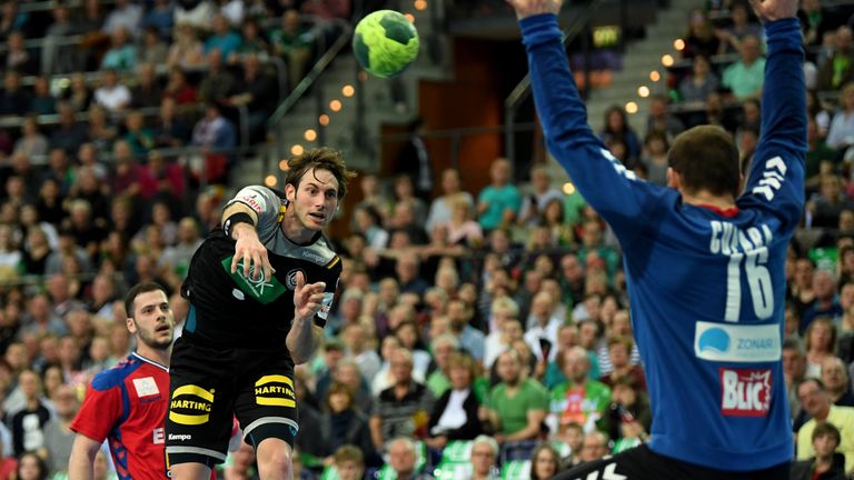 Die Nationalmannschaft um Kapitän Uwe Gensheimer konnte Serbien bezwingen.