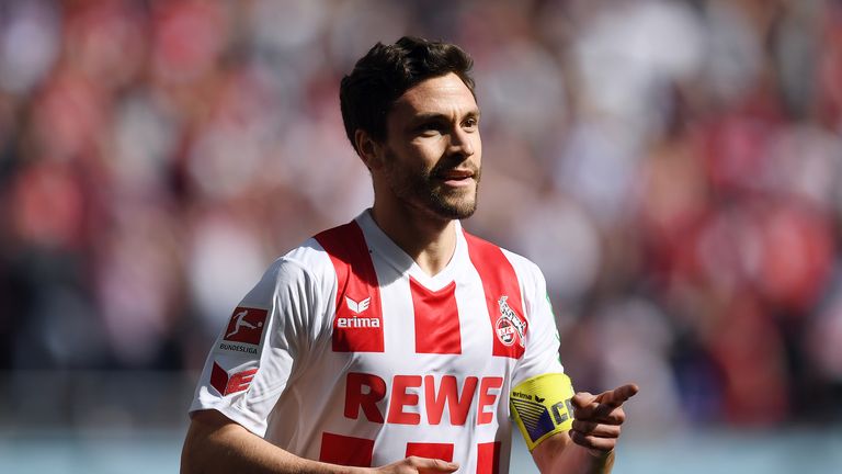 Jonas Hector wechselt offenbar zur kommenden Saison zum BVB.