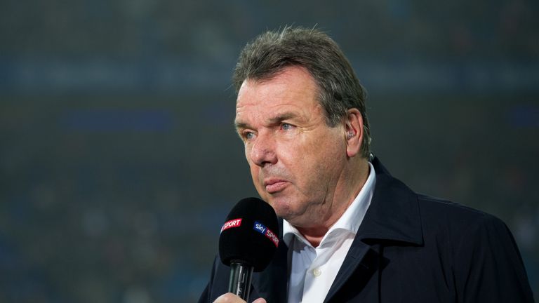 Heribert Bruchhagen zu Gast bei Sky90.